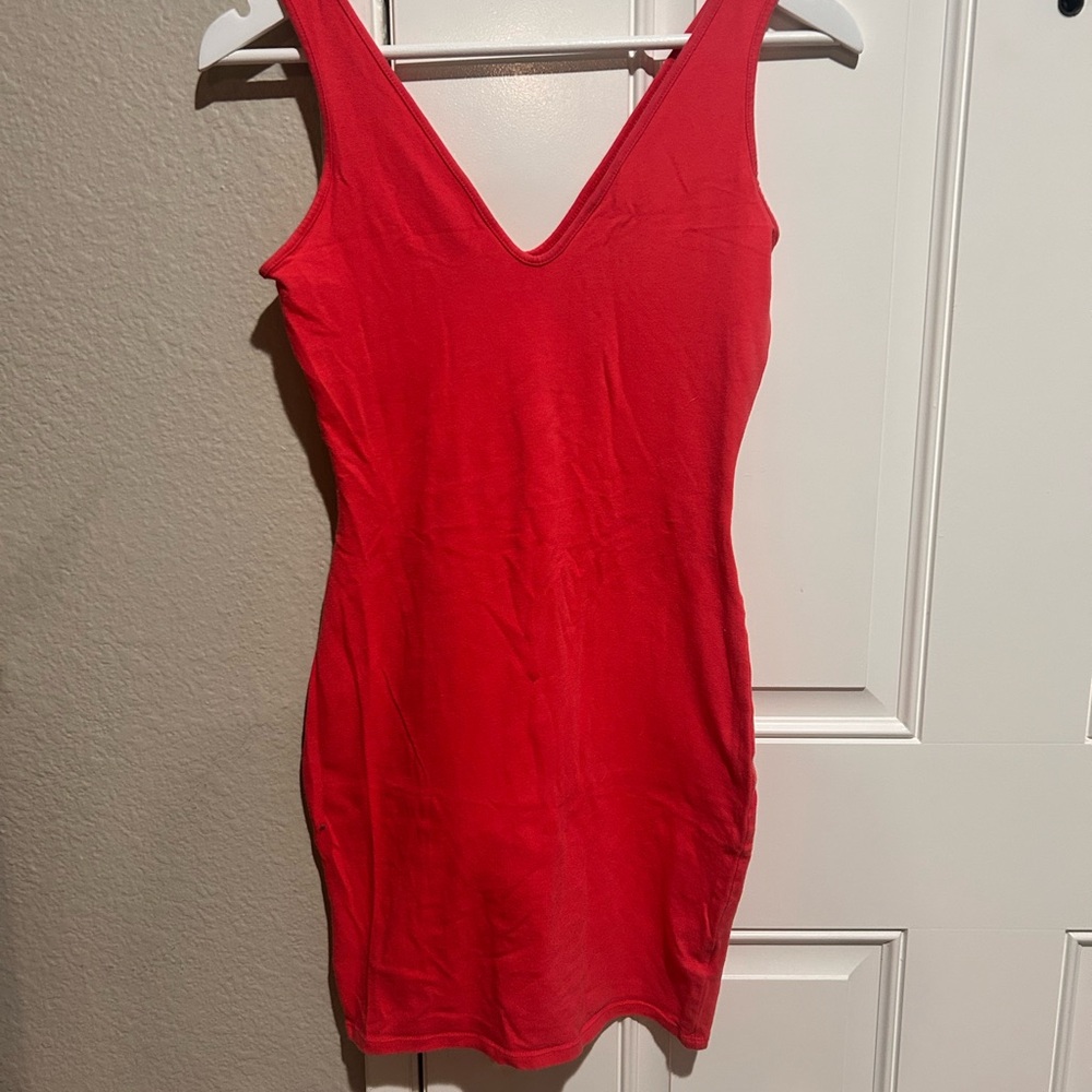Red Sleeveless V-Neck Dress